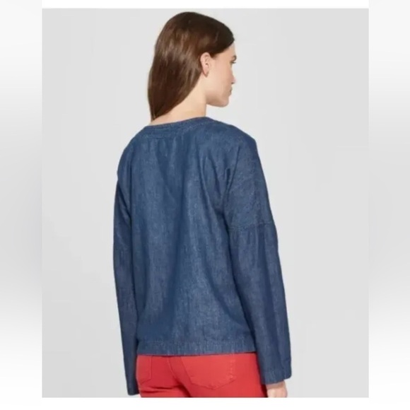 New Universal Threads Women's Long Sleeve Denim Woven Top Size small BNWT - Picture 4 of 8